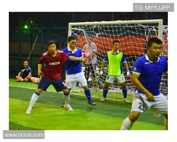 绿茵逐梦热血青春谱写世界足球荣耀篇章